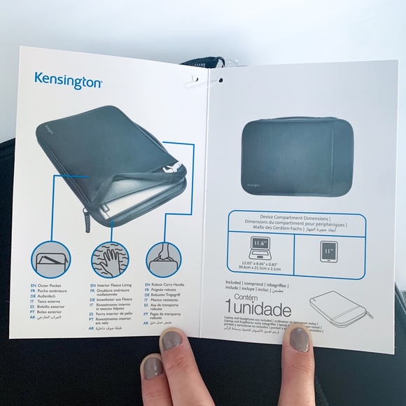 Kensington Universal Electronics Sleeve - Picture 2 of 5